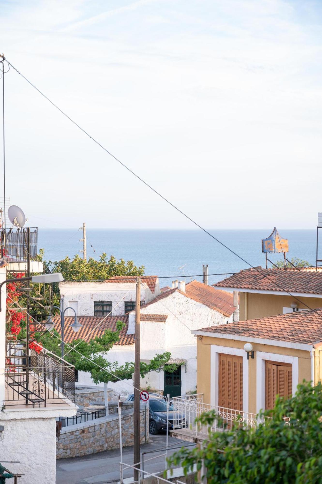 Memories Gytheio Villa Exterior photo